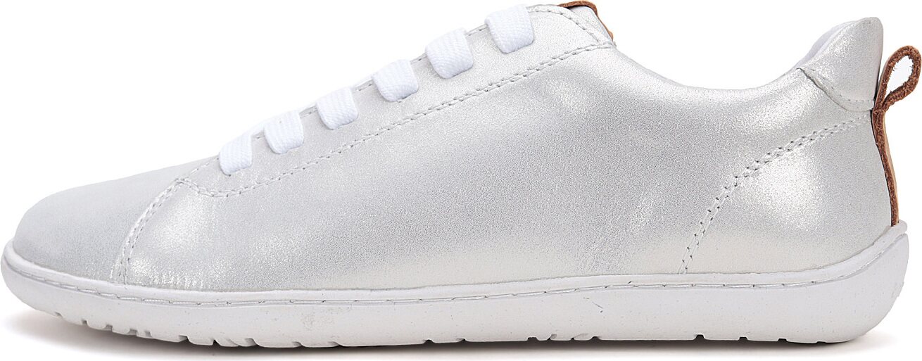 Stitch & Walk nahkatennarit Kimaltava valkoinen