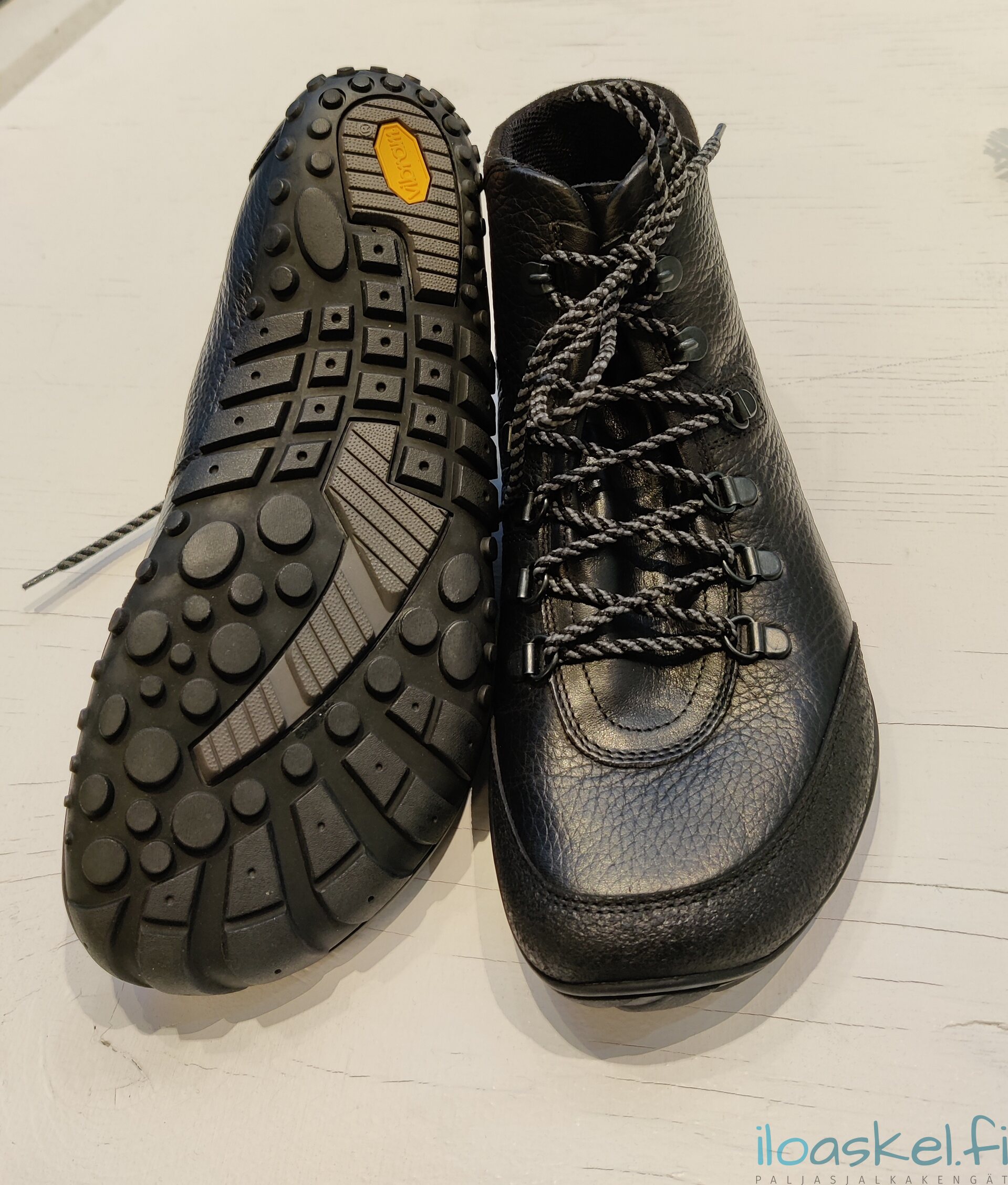 Joe Nimble wanderToes | Barefoot trekking shoes | Iloaskel.fi English